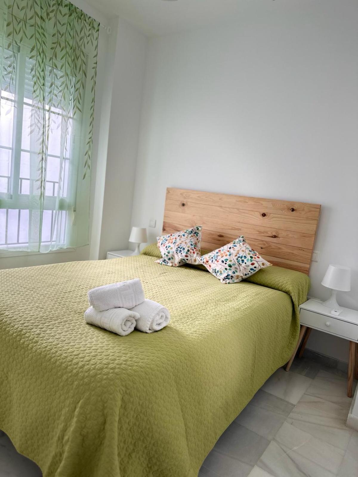Apartamentos Don Diego La Carihuela Torremolinos Exterior photo